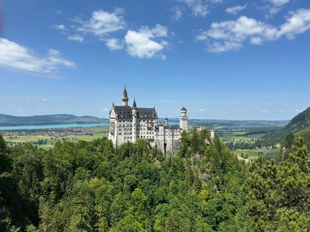 chloe-hong-kong-travel-blogger-Germany-Neuschwanstein Castle